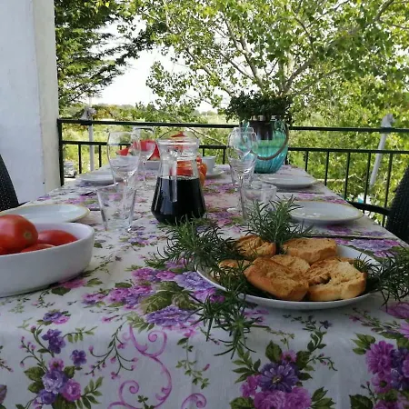 Apartament La Rondine Con Piscina *