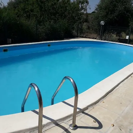 Apartament La Rondine Con Piscina