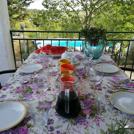 La Rondine Con Piscina Apartament